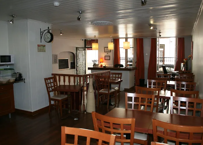 Le Chambellan 2* ديجون