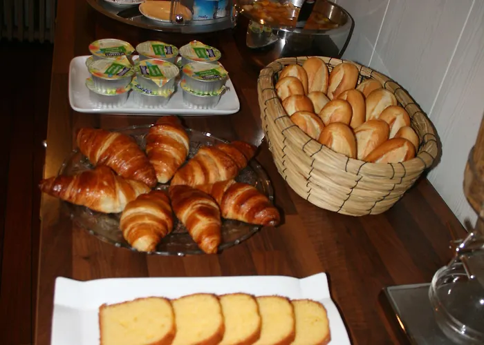 Le Chambellan فندق ديجون